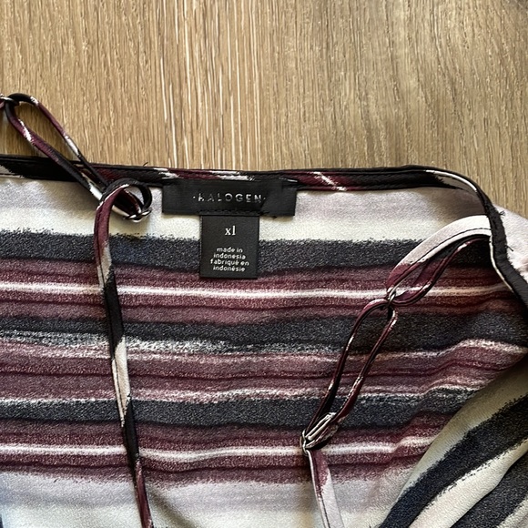 🌟5 for $25🌟 NWOT Halogen Striped V neck Spaghetti Strap camisole Tank Top - Picture 3 of 4